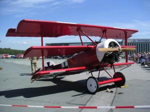 Legendärer Dreidecker Legendärer Dreidecker